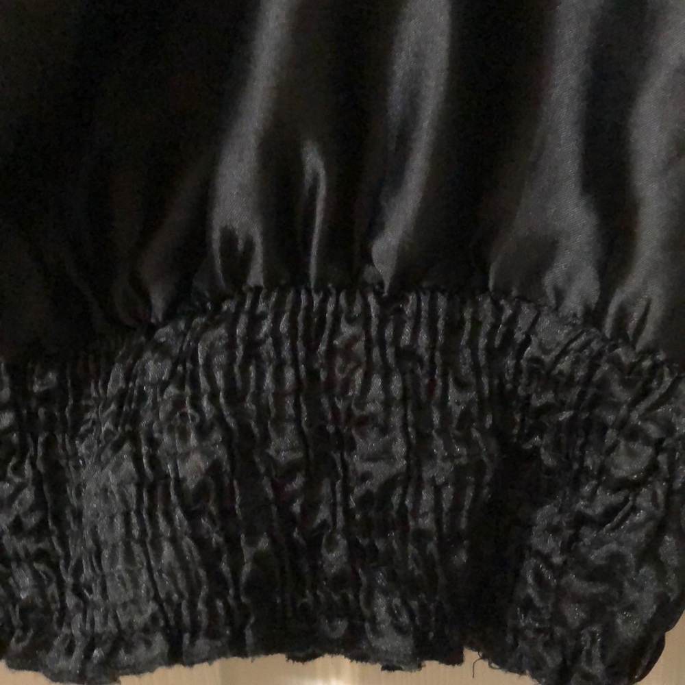 Top - Picture 2 of 4